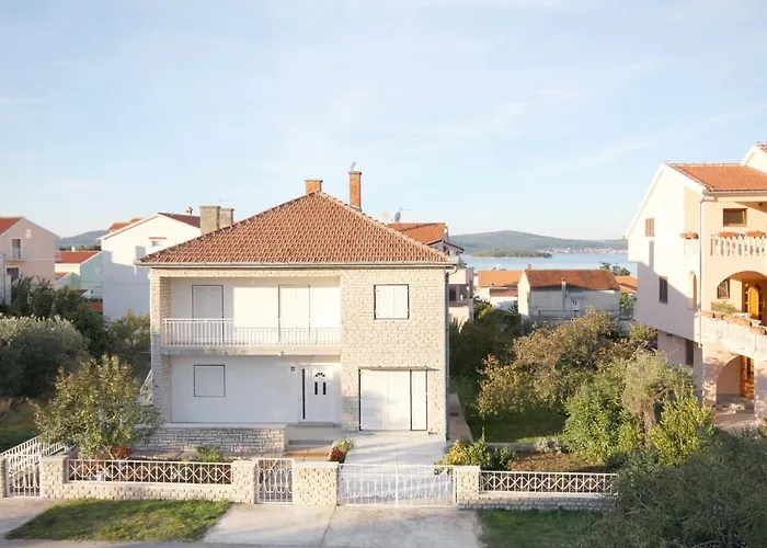 With Parking Space Biograd Na Moru, Biograd - 5833 Апартаменты *